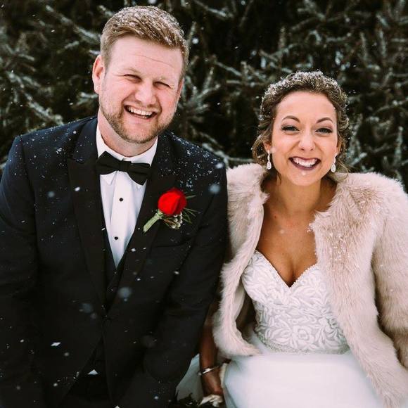 Meet your Posher, Amber - Picture 1 of 1